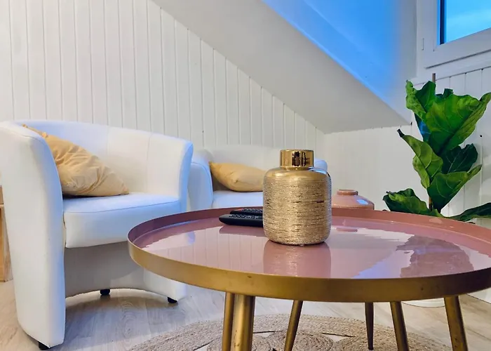 #cm Hypercentre Lägenhet